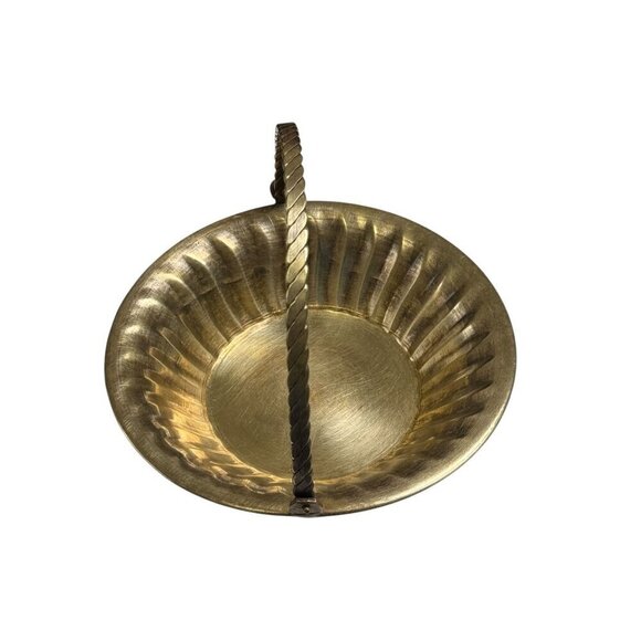 Vintage Hand Crafted India Solid Brass Basket with Stand & Handle Candy Holder - Picture 8 of 11